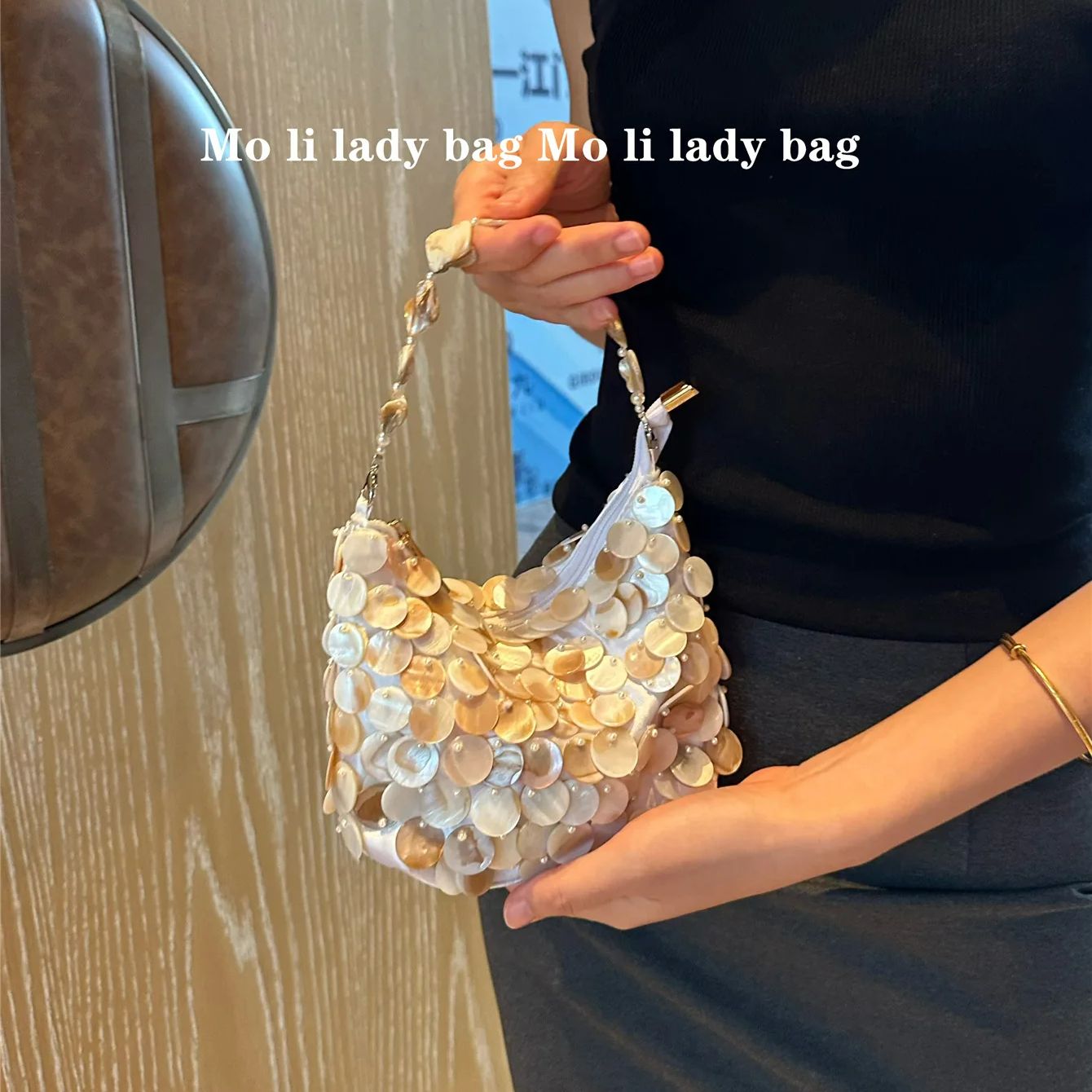 Bolso de mano hecho a mano con - Interior Design Intern reseña y precio